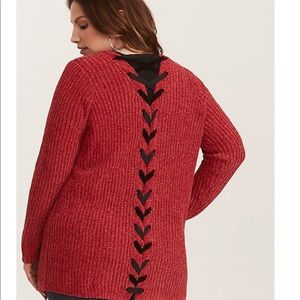 BNWT torrid size 3 sweater